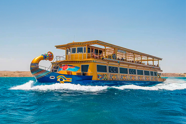 Nefertari – šnorchlování, oběd