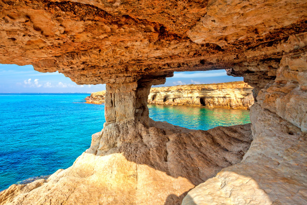 Plavba s kapitánem Allo