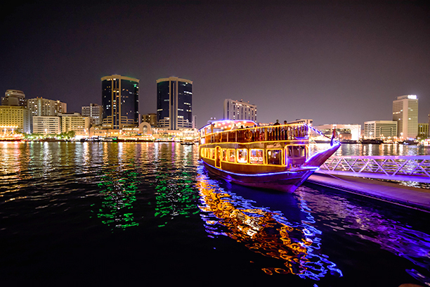 Královská večeře cruise – Dubai Marina