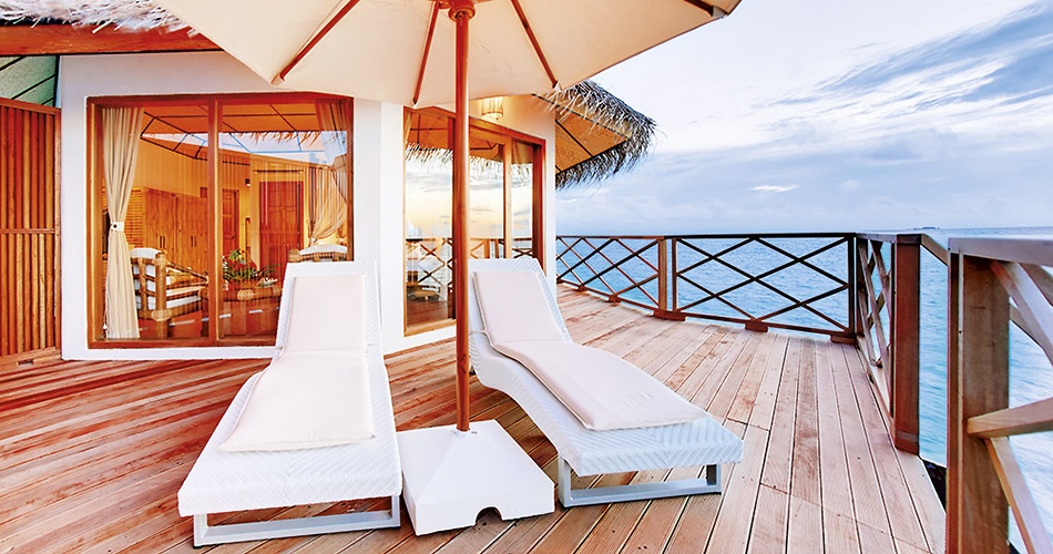 Hotel Angaga Island Resort & Spa