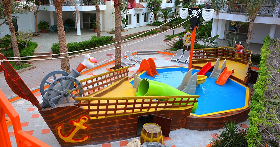 Hotel Minamark Beach Resort