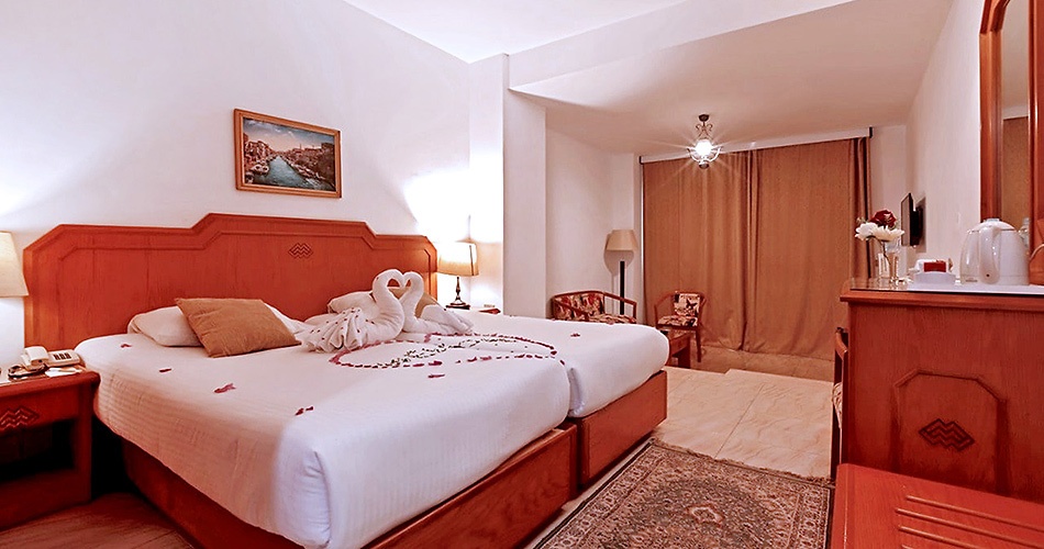 Hotel Minamark Beach Resort