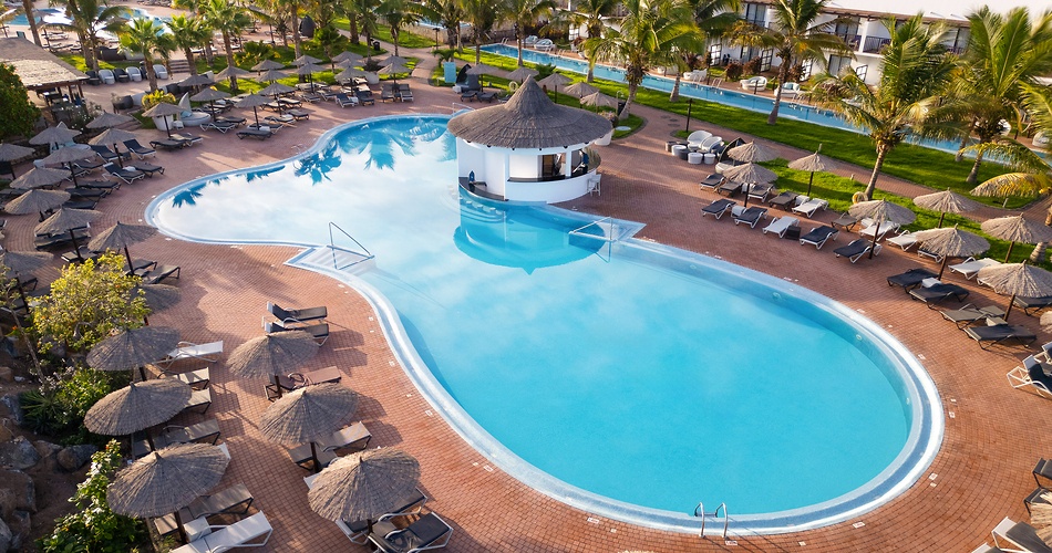 Hotel Meliá Laguna Beach Resort