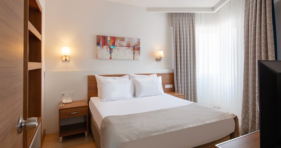 Hotel Grand Park Lara