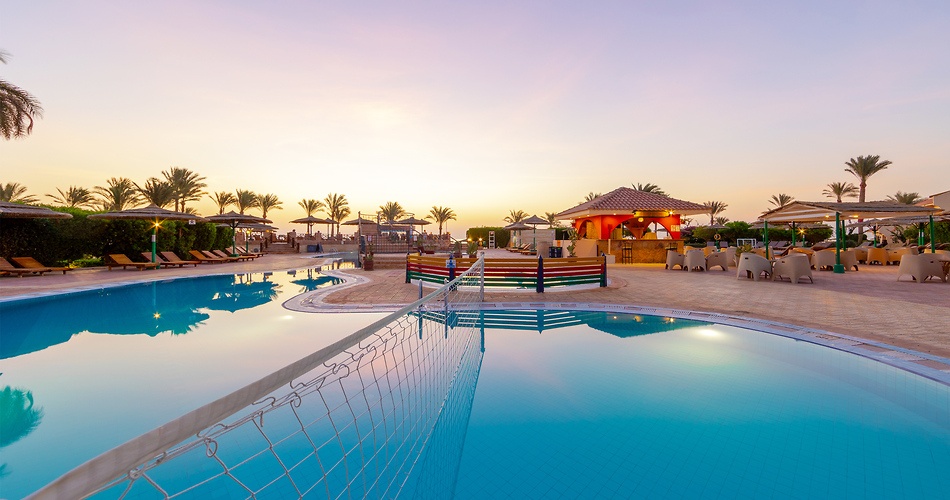 Hotel Flamenco Beach & Resort