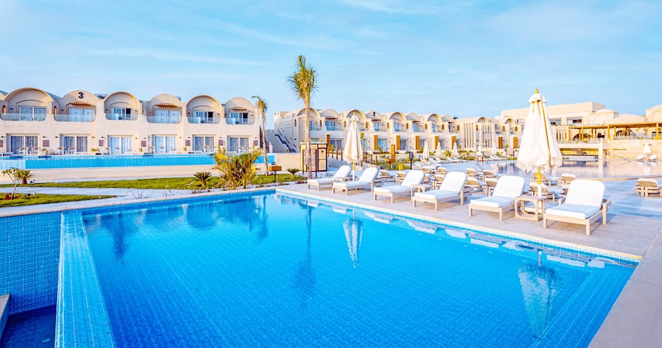 Hotel Sunrise Anjum Resort