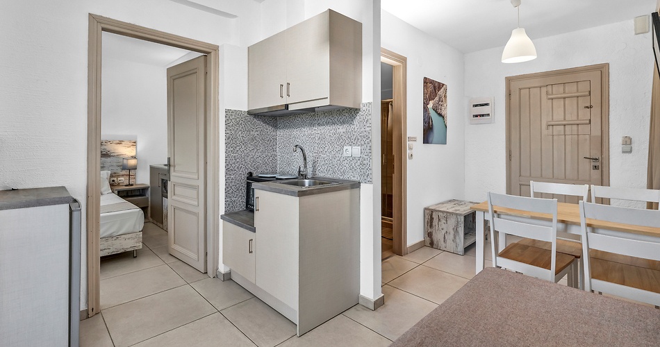 Hotel Evina Rooms & Suites