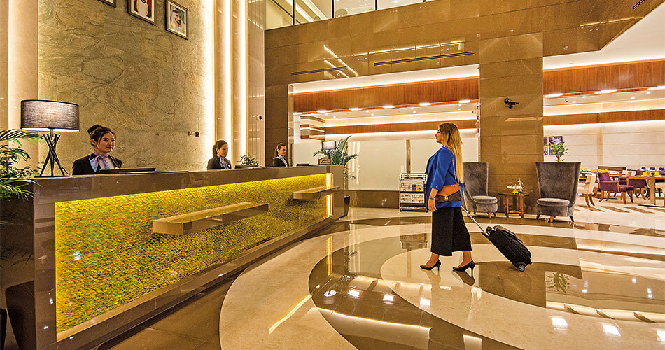 Hotel Golden Tulip Media