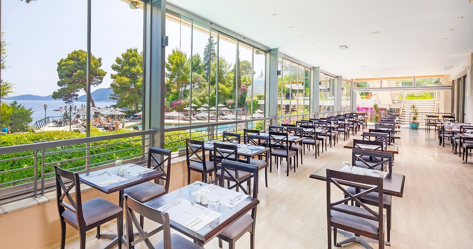 Hotel Corfu Holiday Palace