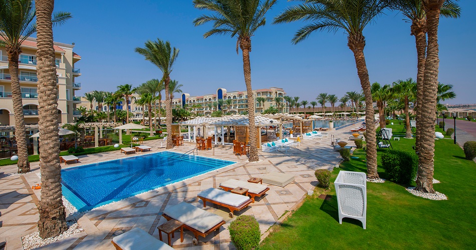Hotel Premier Le Reve Hotel & Spa