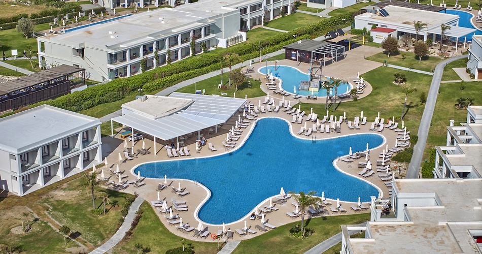 Hotel Asterias Beach Resort