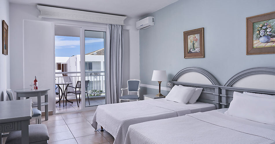 Hotel Sandy Beach Resort
