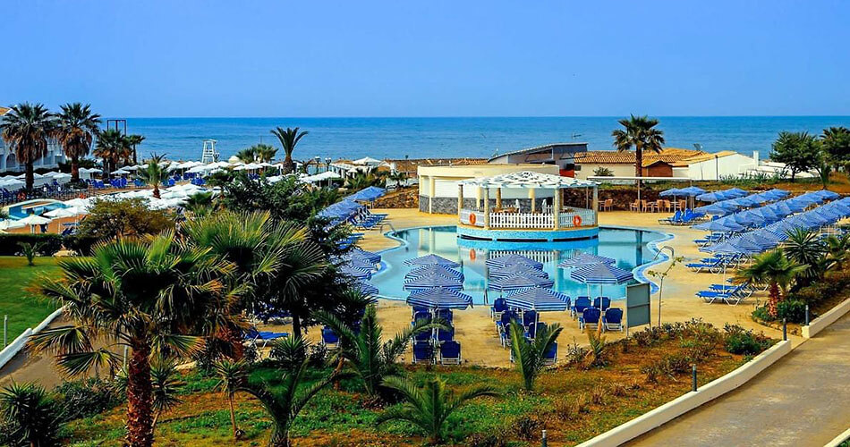 Hotel Sandy Beach Resort