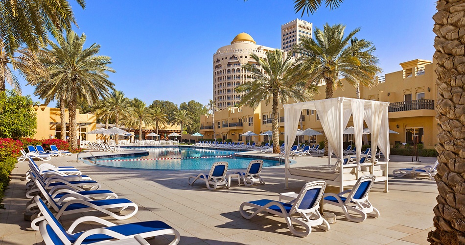 Hotel Al Hamra Village