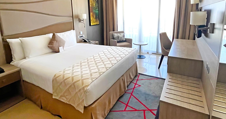 Hotel Two Seasons & Apartments
