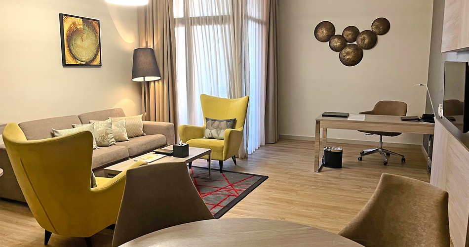Hotel Two Seasons & Apartments