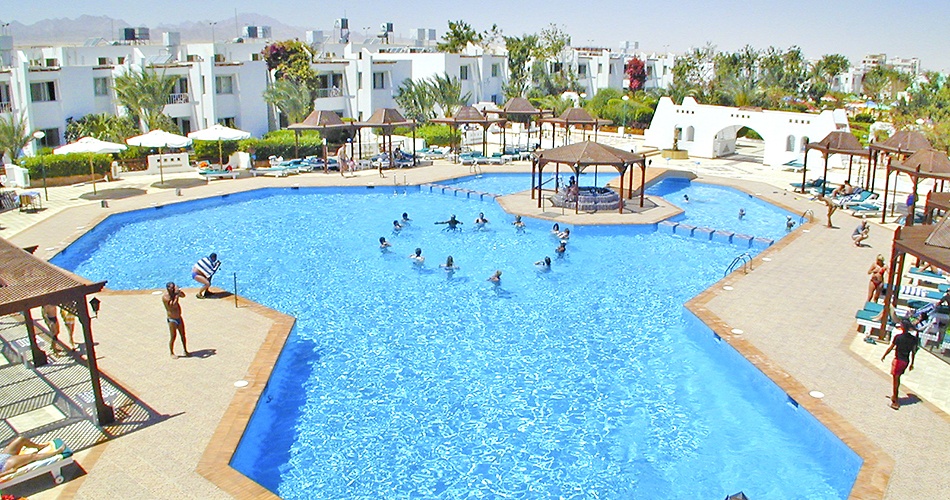 Hotel Menaville Resort