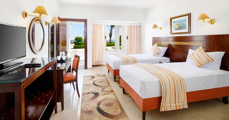 Hotel Menaville Resort