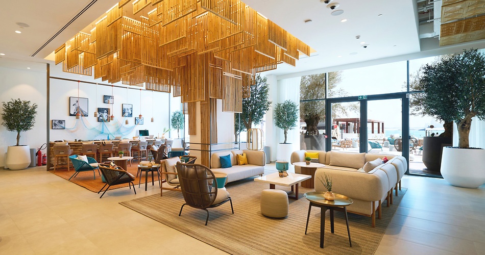 Hotel Rove Al Marjan Island