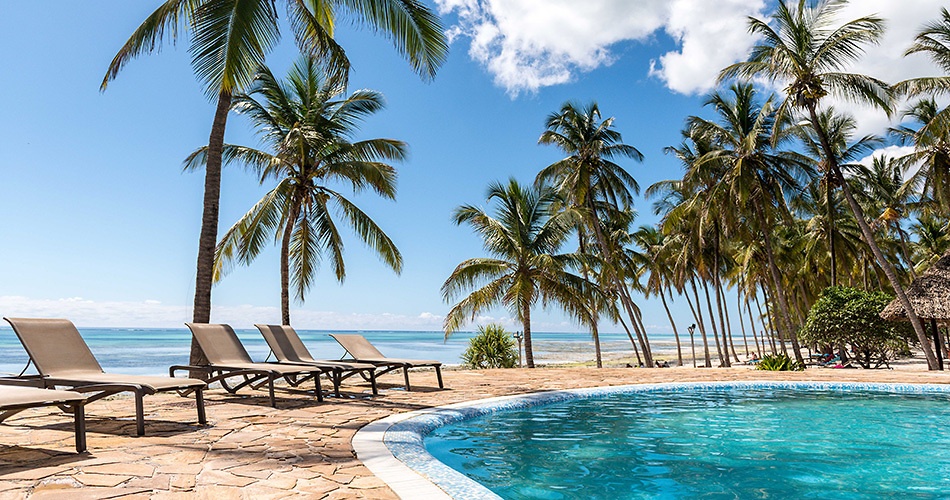 Hotel Karafuu Beach Resort & Spa