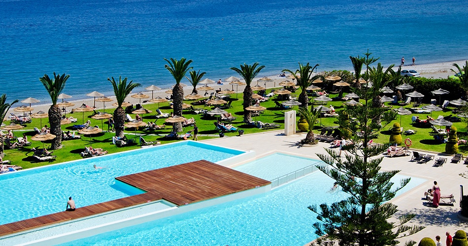 Hotel The Ixian Grand & All Suites