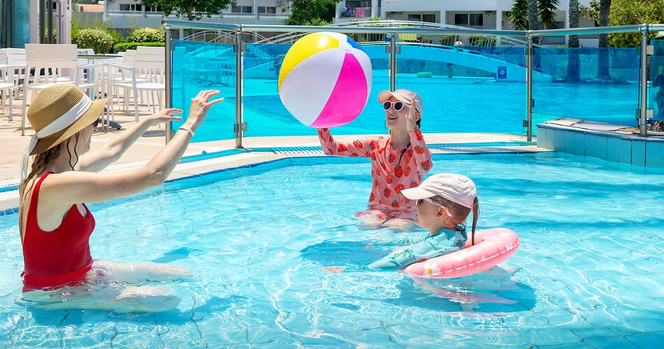 Hotel Avra Beach Resort