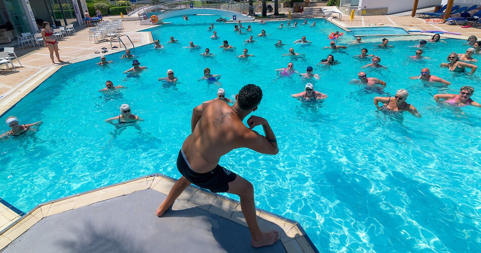 Hotel Avra Beach Resort