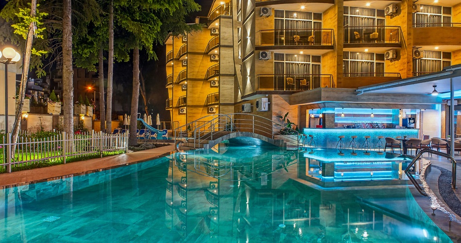 Hotel Opal