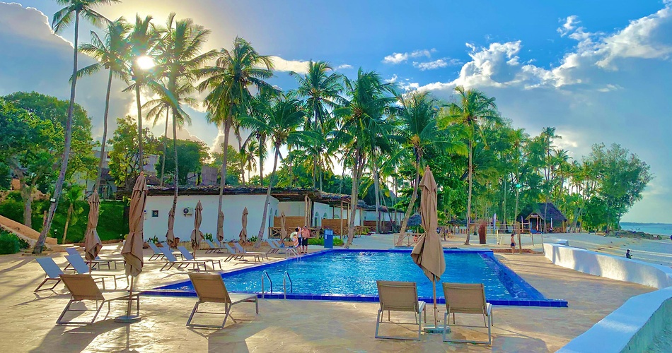 Hotel Royal Mandarin Resort