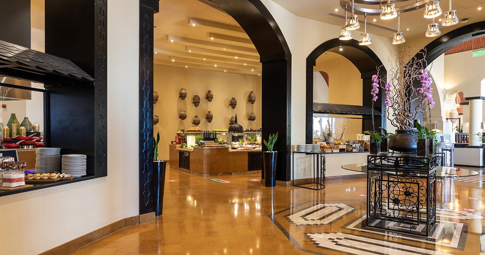 Hotel The Cove Rotana Resort