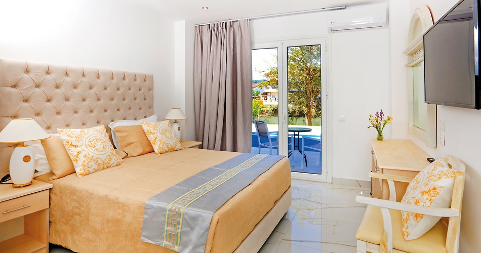 Hotel Cavomarina Beach