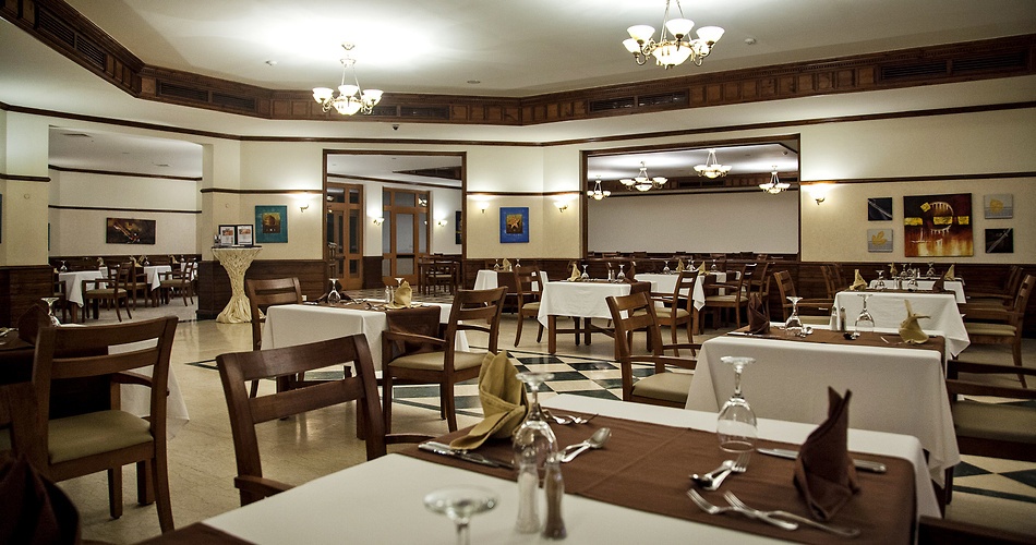 Hotel Lahami Bay Beach Resort