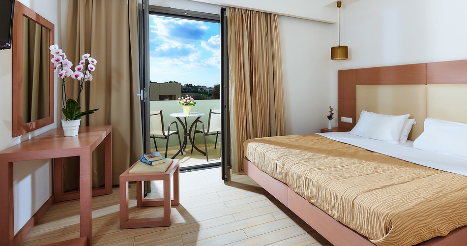 Hotel Panormo Beach