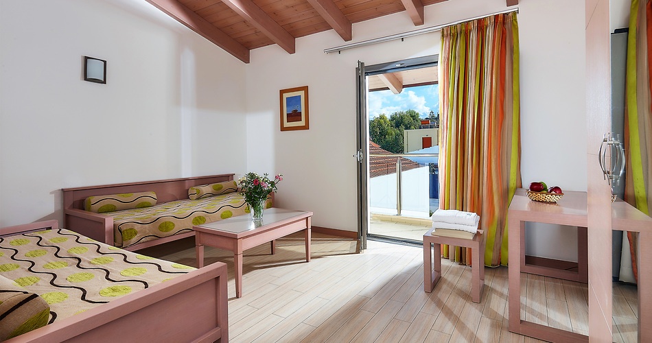 Hotel Panormo Beach