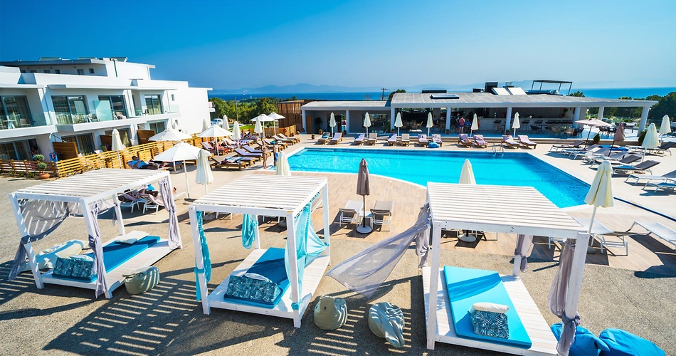 Hotel Harmony Crest Resort