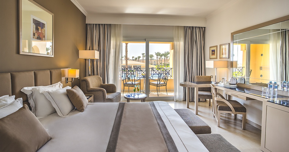 Hotel Cleopatra Luxury Resort
