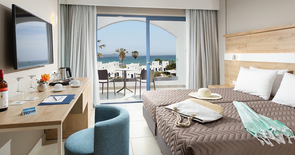 Hotel Aeolos Beach