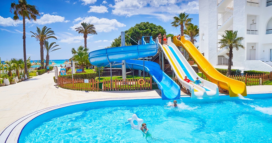 Hotel Nozha Beach Resort & Spa