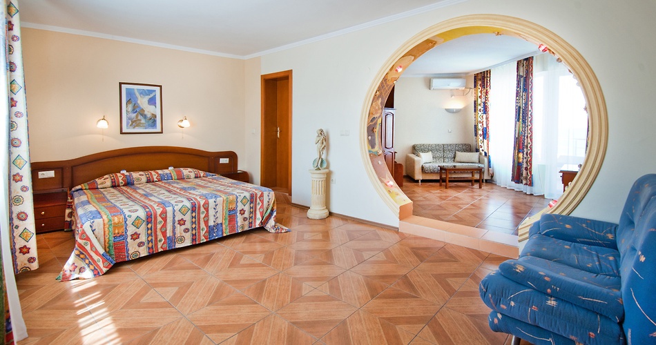 Hotel Villa List