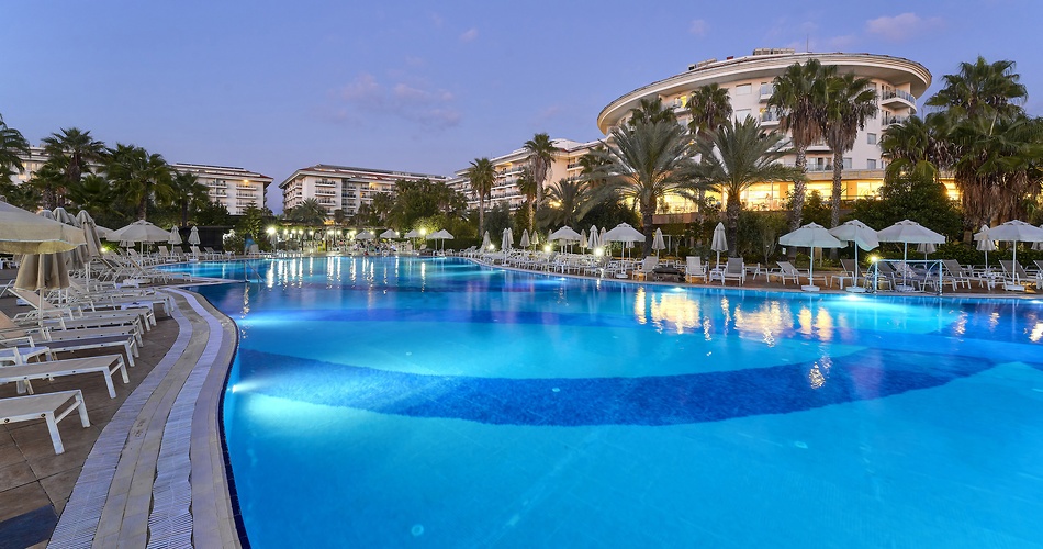 Hotel Seaden Sea World Resort & Spa