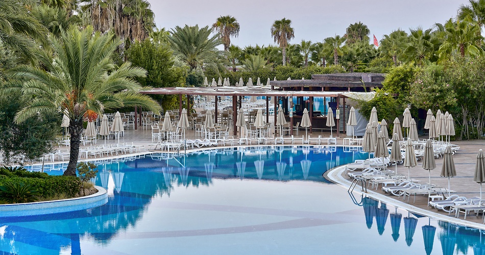 Hotel Seaden Sea World Resort & Spa