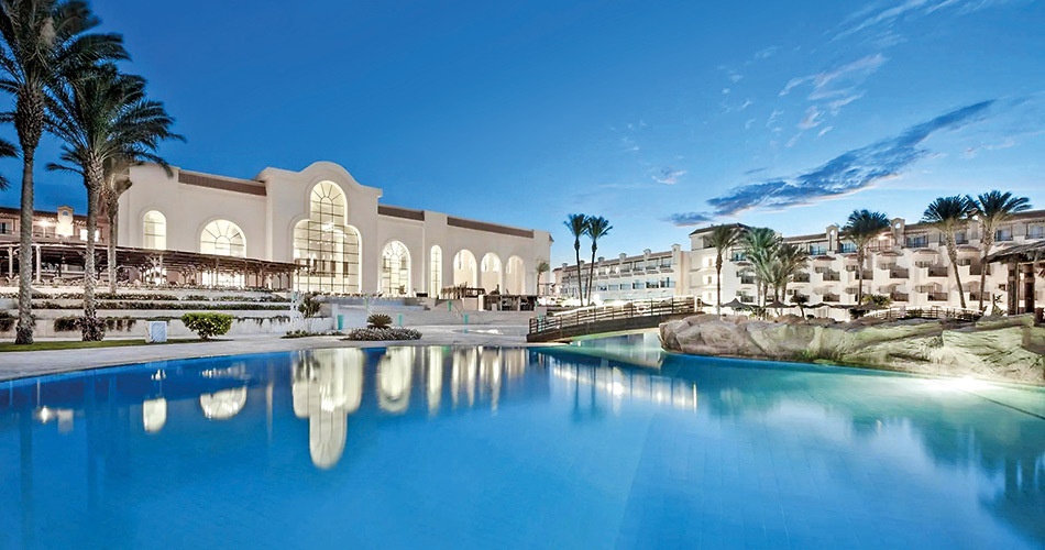 Hotel V Grand Beach Resort Ex. Pyramisa