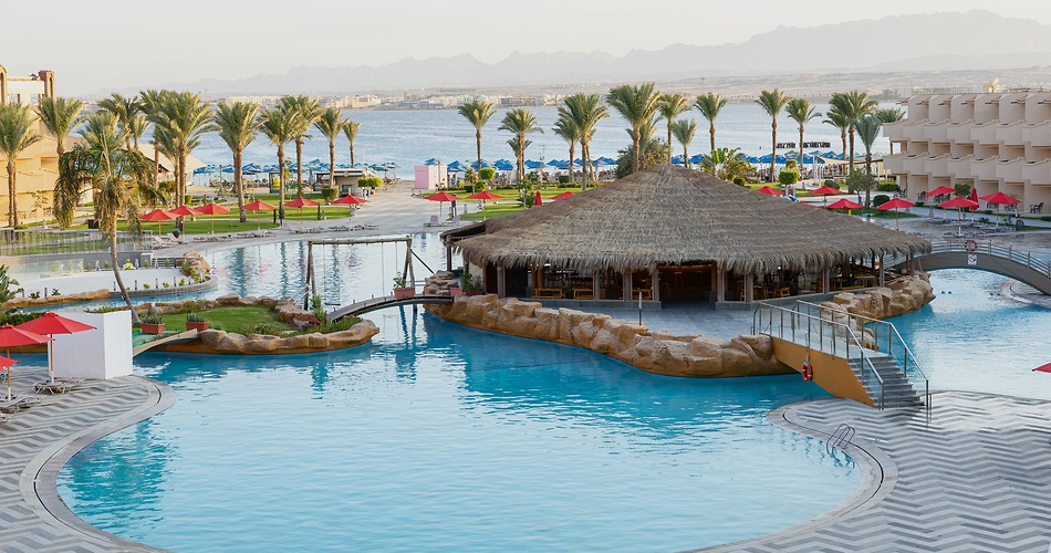 Hotel V Grand Beach Resort Ex. Pyramisa
