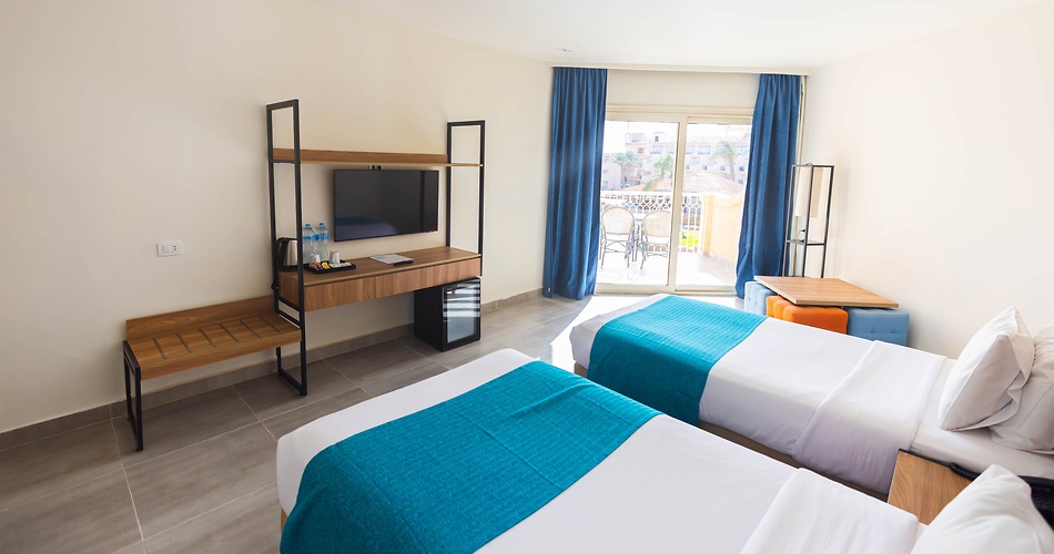 Hotel V Grand Beach Resort Ex. Pyramisa