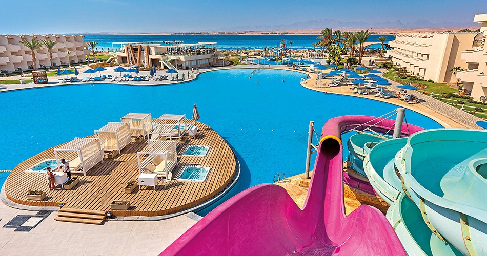 Hotel The V Luxury Resort