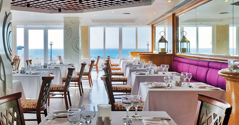 Hotel Borg El Arab Beach