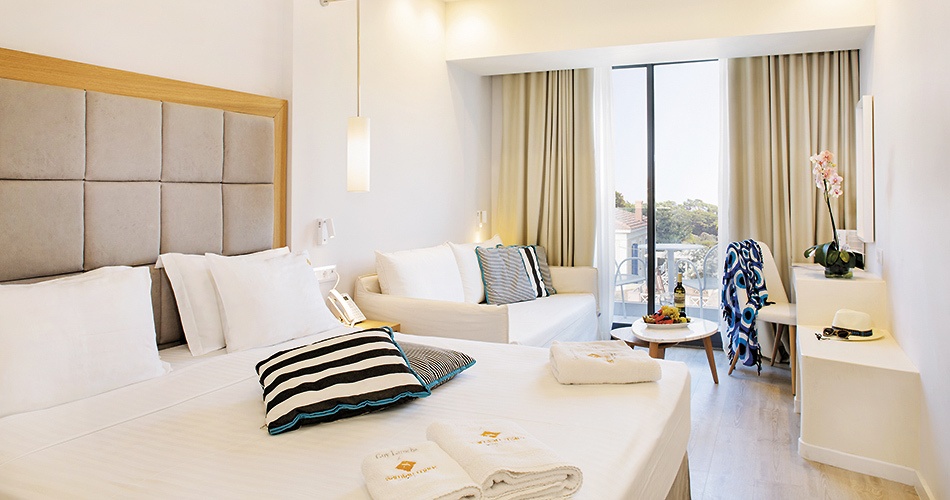 Hotel Samian Mare Suites & Spa