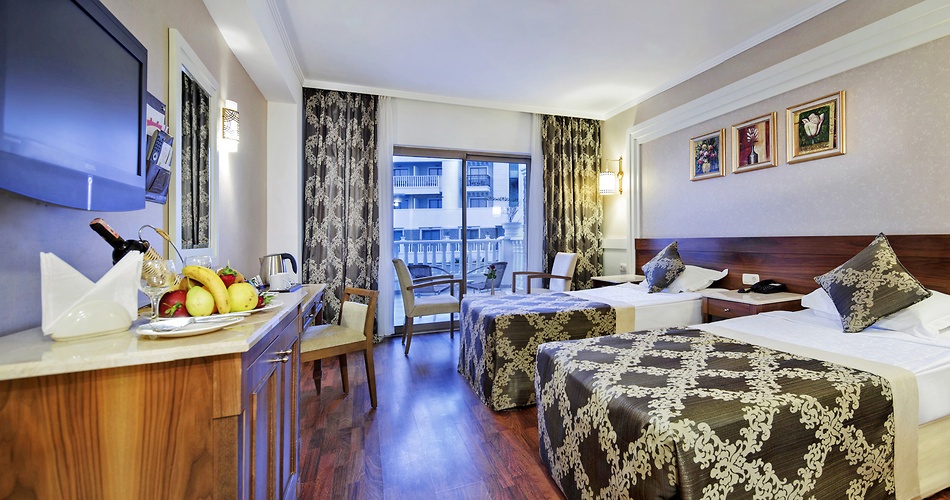 Hotel Alba Queen