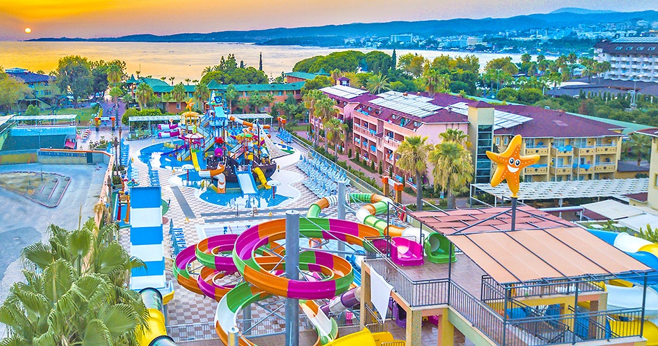 Hotel Lonicera World