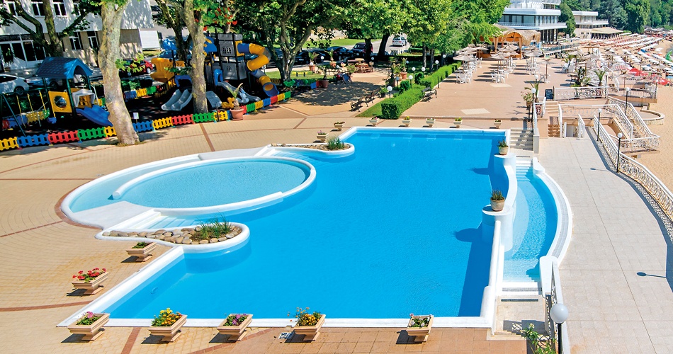 Hotel Marina Sunny Day